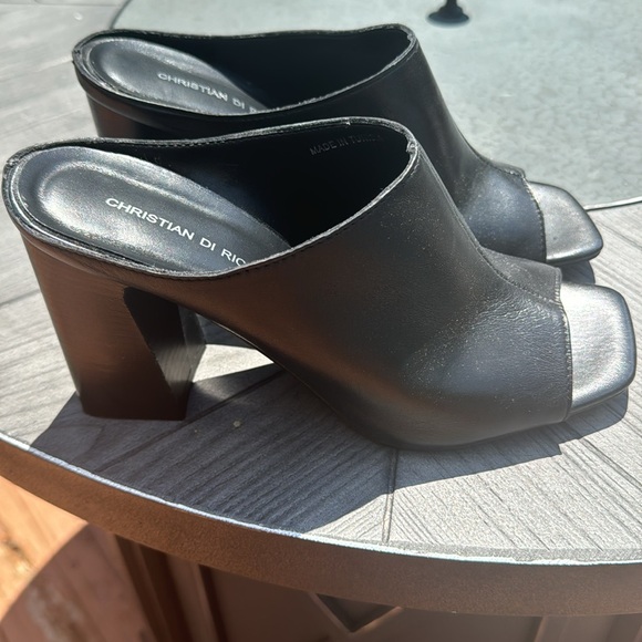 Black open toe sandals with block heel - Picture 4 of 6